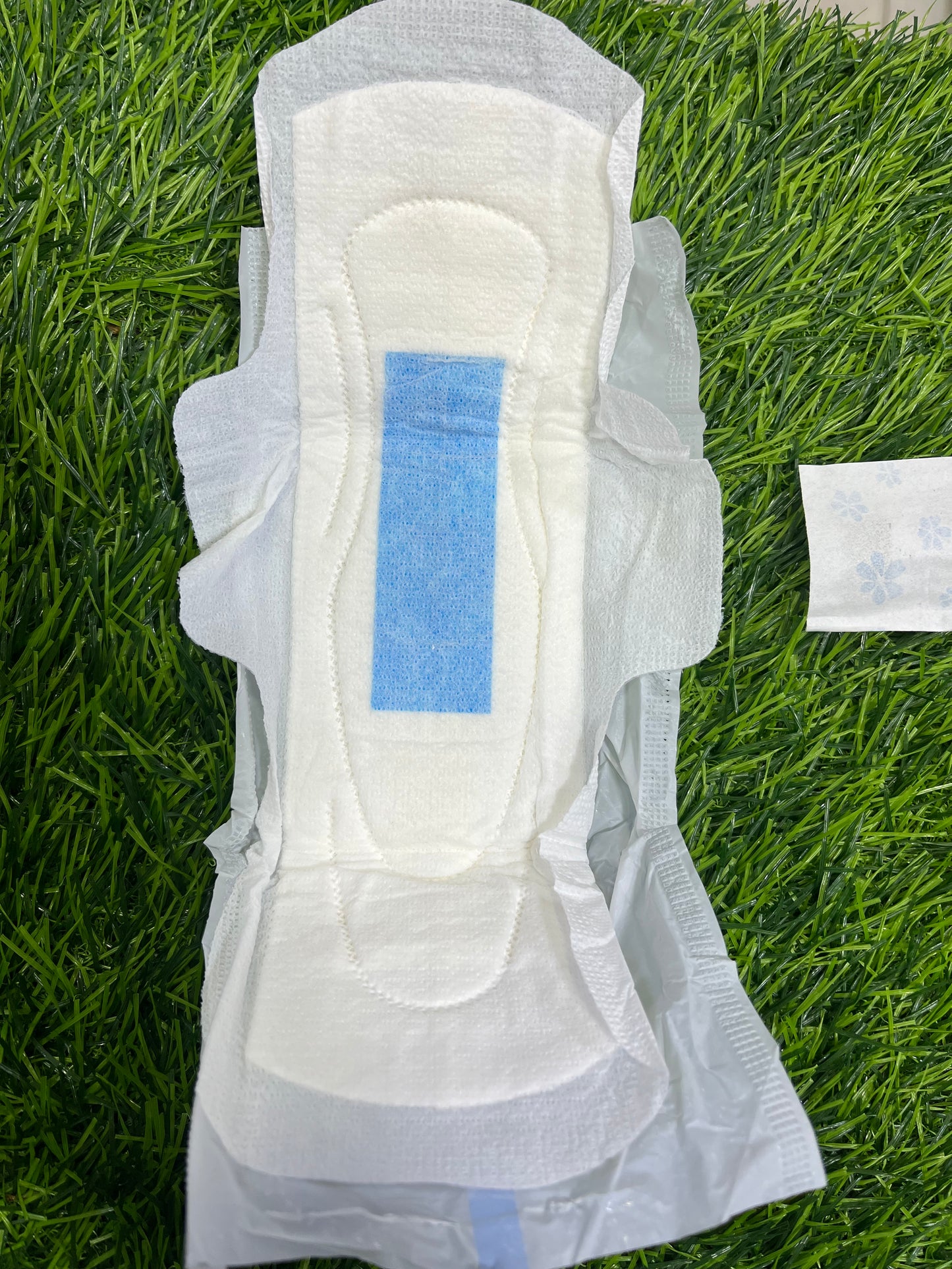 #Dame Active Oxygen And Negative Ion Soft-Cotton Sanitary Pads